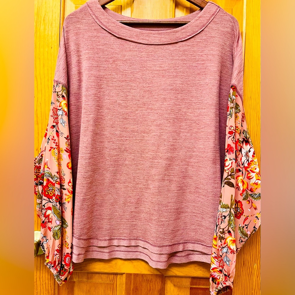 Women’s “Wonderly” Long Sleeve Dusky Rose Top w/ Floral Pattern Sleeves